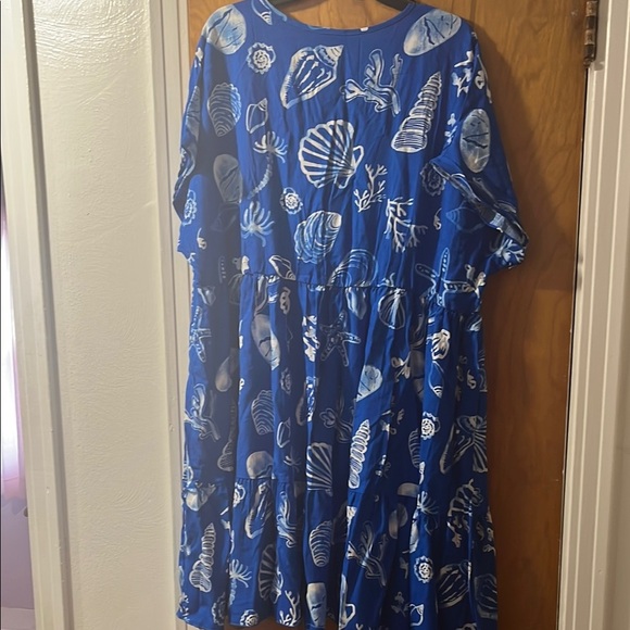 SHEIN Blue and White Seashell Print Dress - Picture 4 of 4